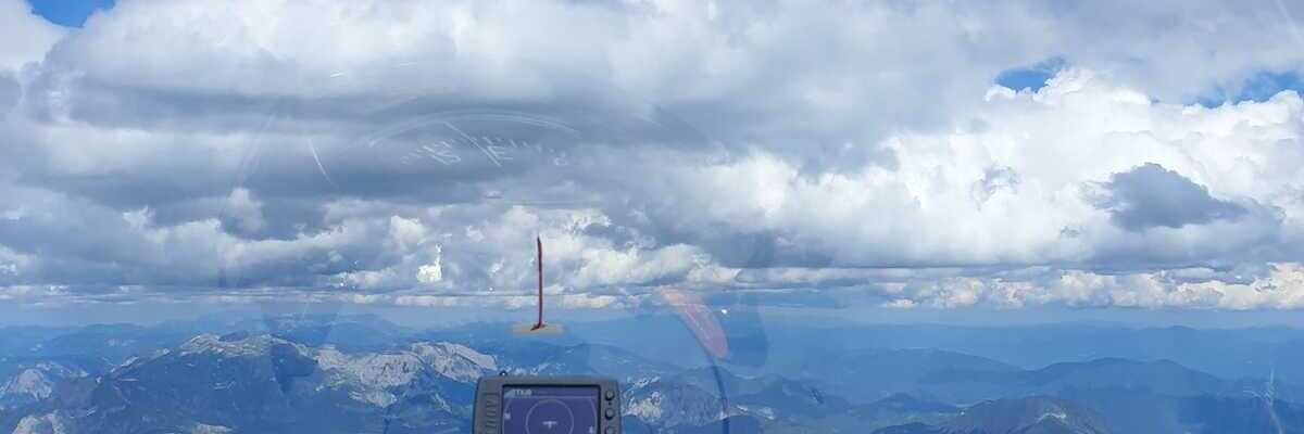 Flugwegposition um 13:37:55: Aufgenommen in der Nähe von Eisenerz, Österreich in 2742 Meter